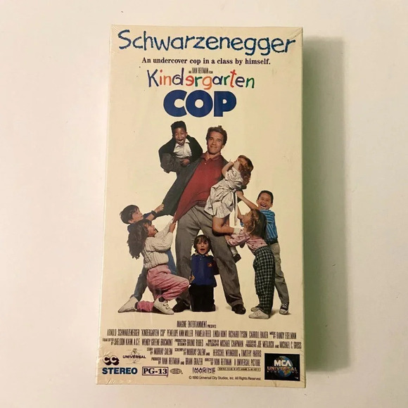 1991  Kindergarten Cop VHS Sealed Arnold Schwarzenegger Movie - Picture 1 of 11